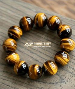 nam mệnh thổ đeo vòng gì